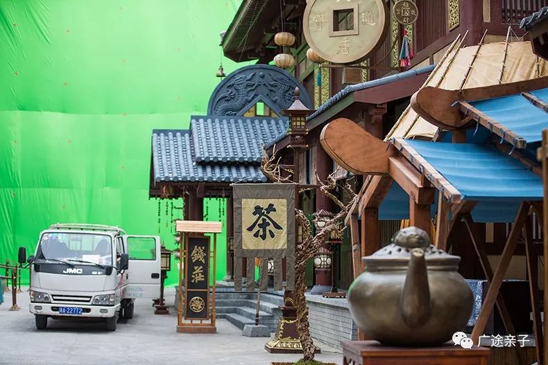 光，光，光 Valoa valoa valoa